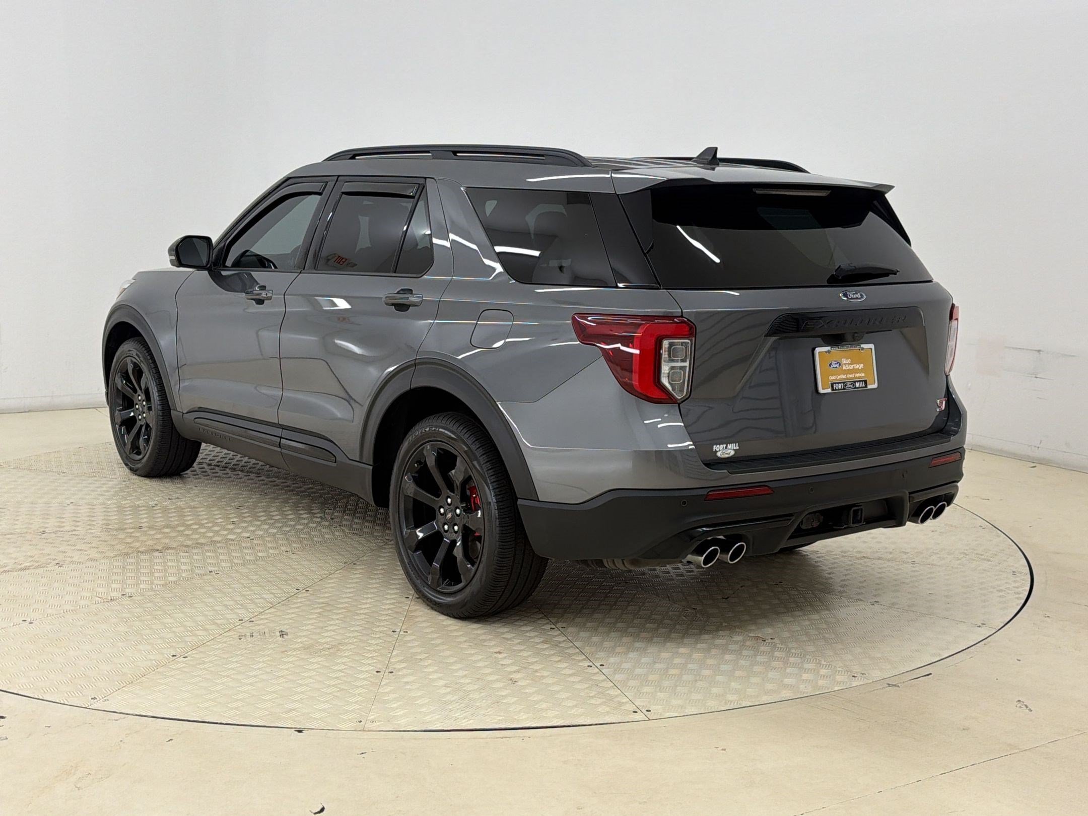 Certified 2023 Ford Explorer ST w/ Equipment Group 401A AWD/4WD image 3