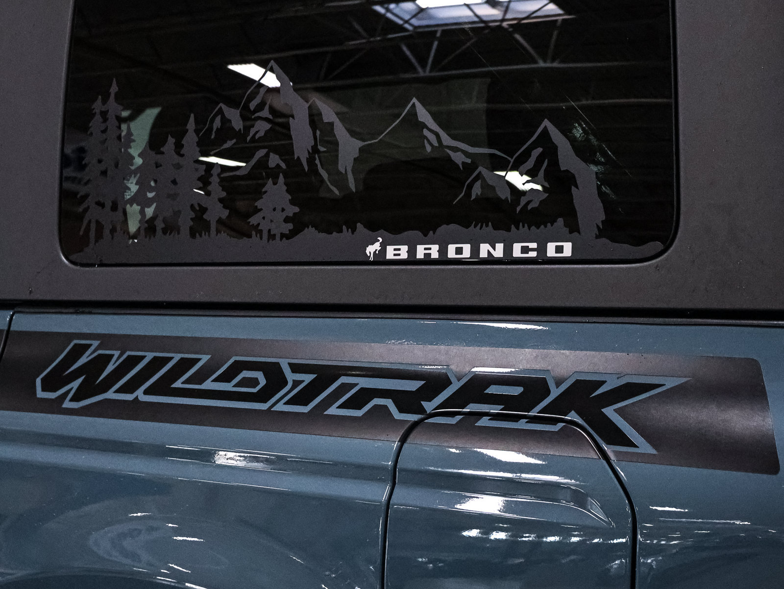 Certified 2022 Ford Bronco Wildtrak AWD/4WD image 16