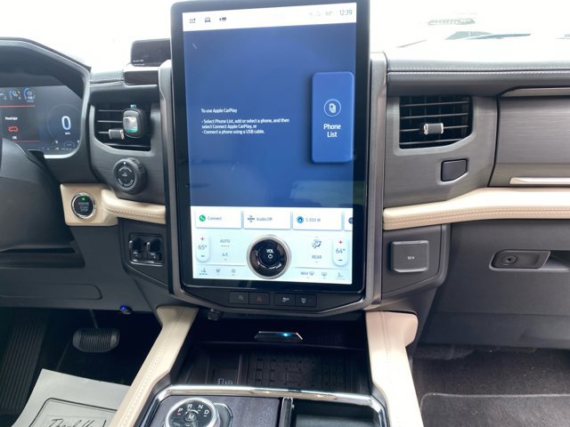 Certified 2023 Ford Expedition Platinum AWD/4WD image 20
