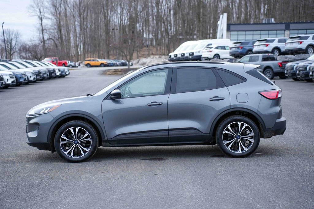 Certified 2022 Ford Escape SE w/ SE Sport Appearance Package video 2