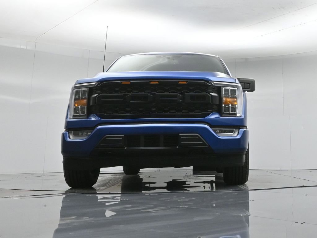 Certified 2022 Ford F150 XLT w/ Equipment Group 302A High image 43