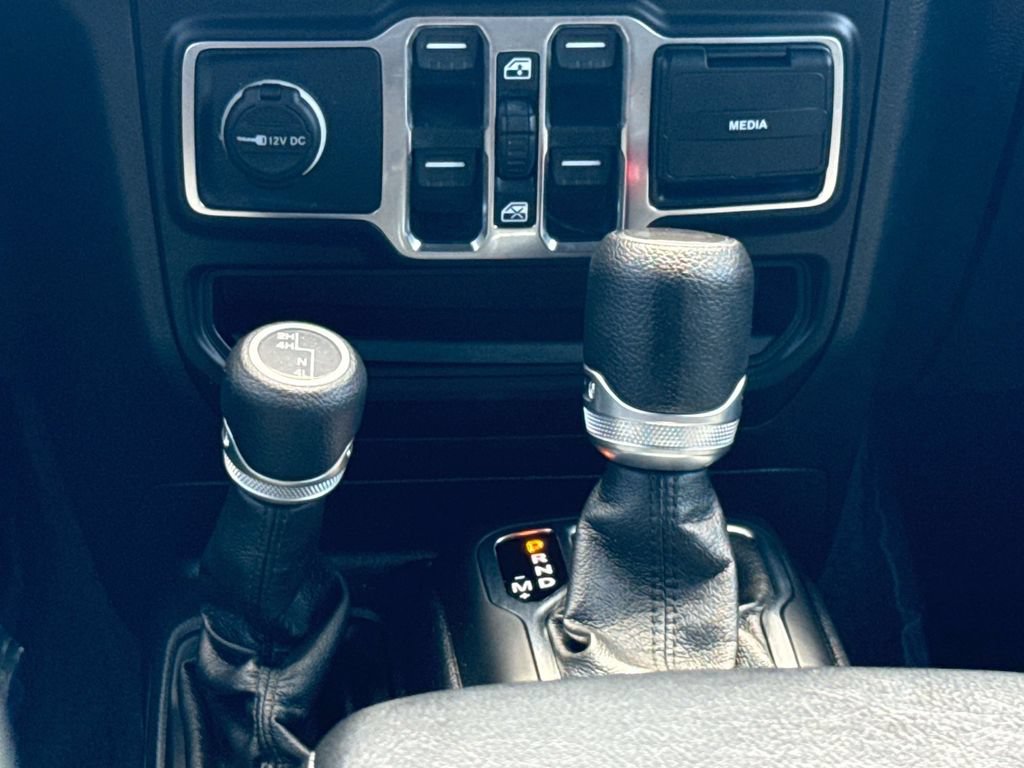 Used 2021 Jeep Wrangler Unlimited Sport AWD/4WD image 24
