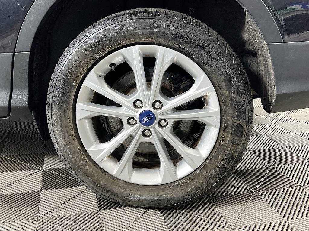 Certified 2019 Ford Escape SE AWD/4WD image 36