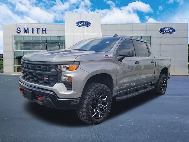 Used 2024 Chevrolet Silverado 1500 Custom Trail Boss AWD/4WD image 1