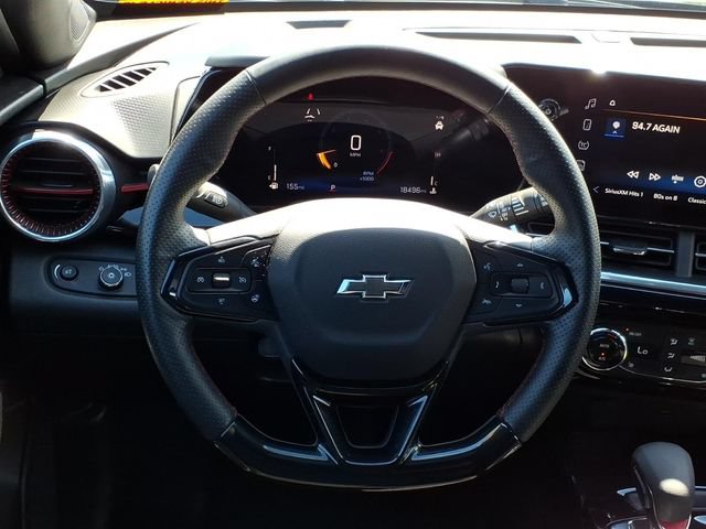 Used 2025 Chevrolet Trax RS w/ Driver Confidence Package FWD image 14