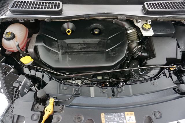 Certified 2018 Ford Escape Titanium FWD image 17