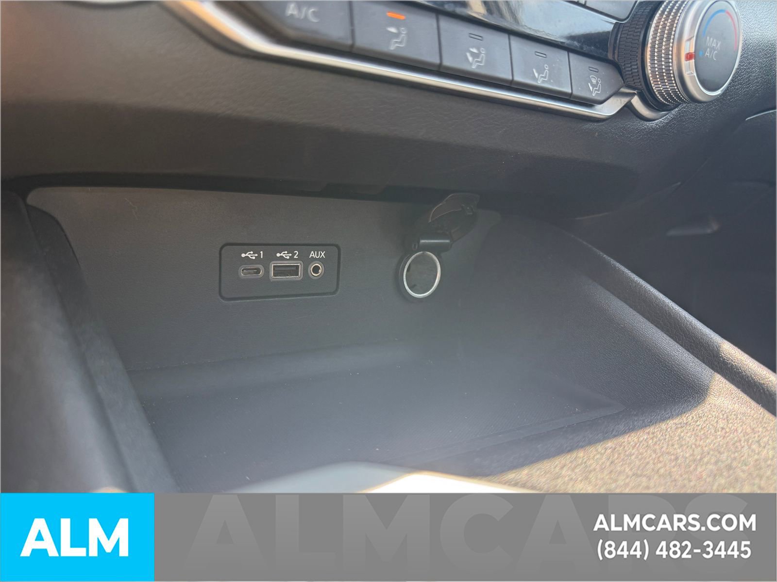Used 2025 Nissan Altima 2.5 SV FWD image 17