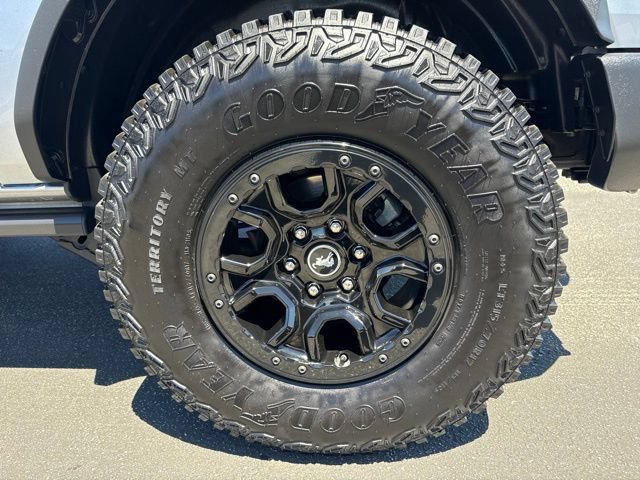 Certified 2024 Ford Bronco Wildtrak AWD/4WD image 9
