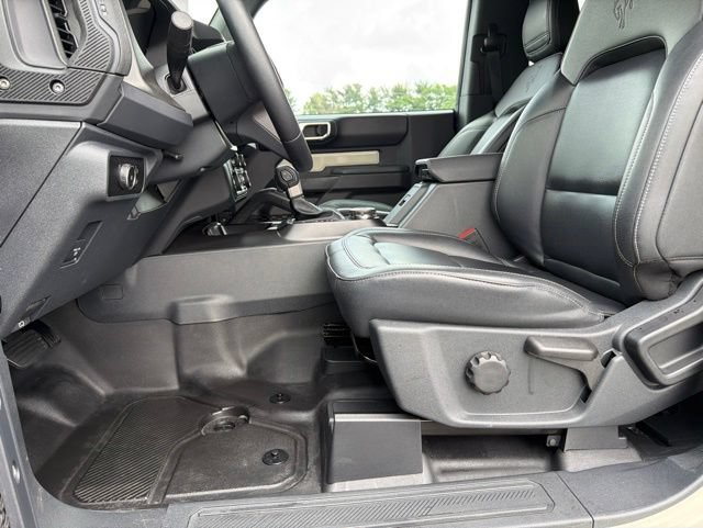 Certified 2025 Ford Bronco Badlands AWD/4WD image 9