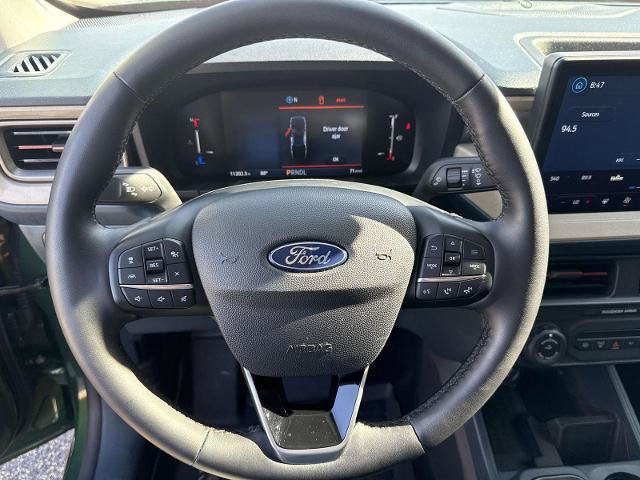 Certified 2025 Ford Maverick Lariat w/ 4K Tow Package AWD/4WD image 11