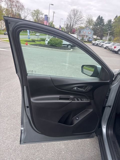Used 2024 Chevrolet Equinox LT AWD/4WD image 15