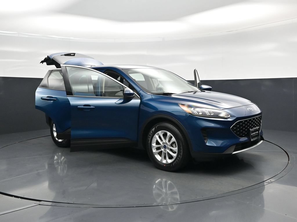 Certified 2020 Ford Escape SE FWD image 33