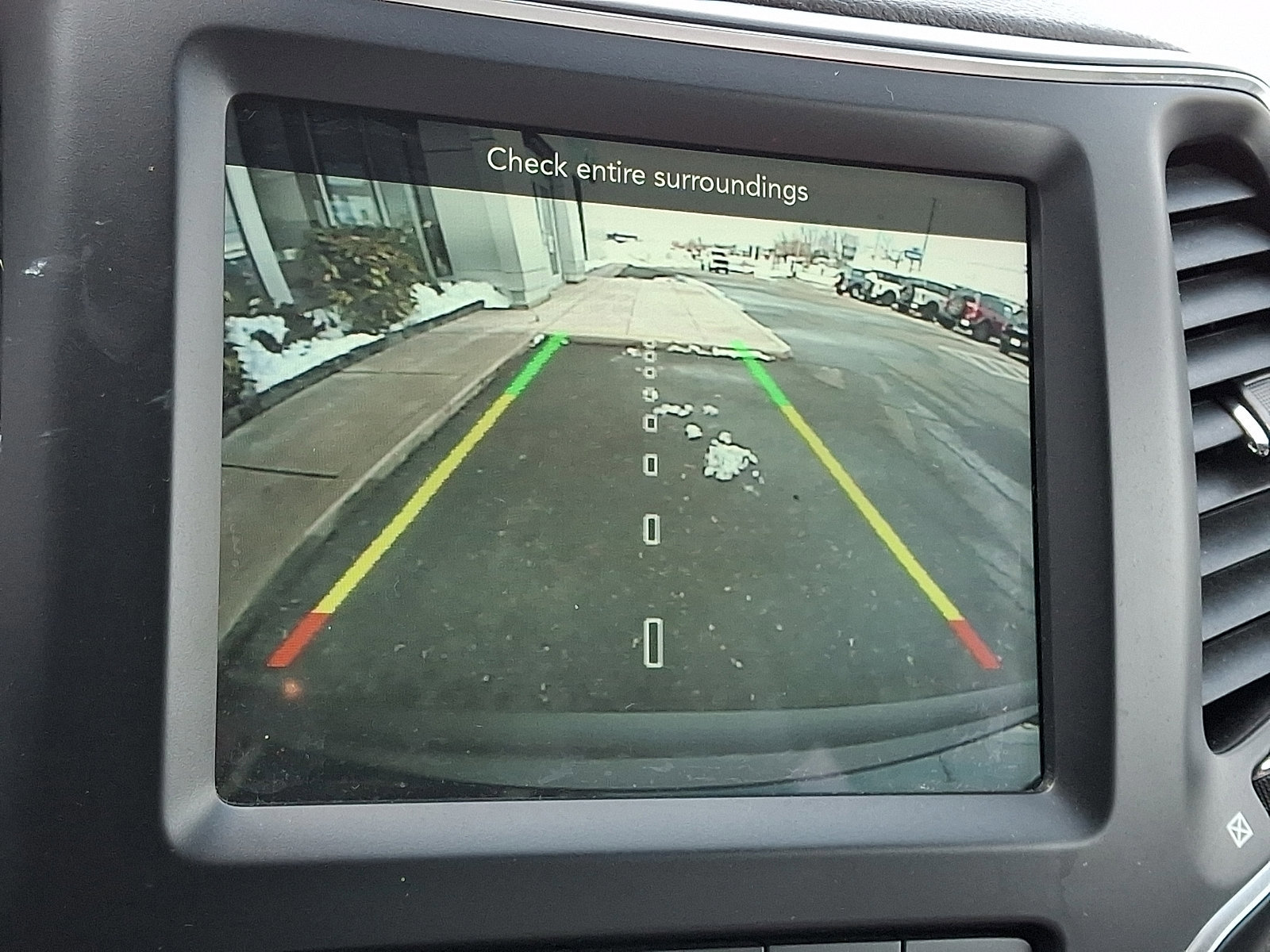 Used 2022 Jeep Cherokee Latitude Lux image 23