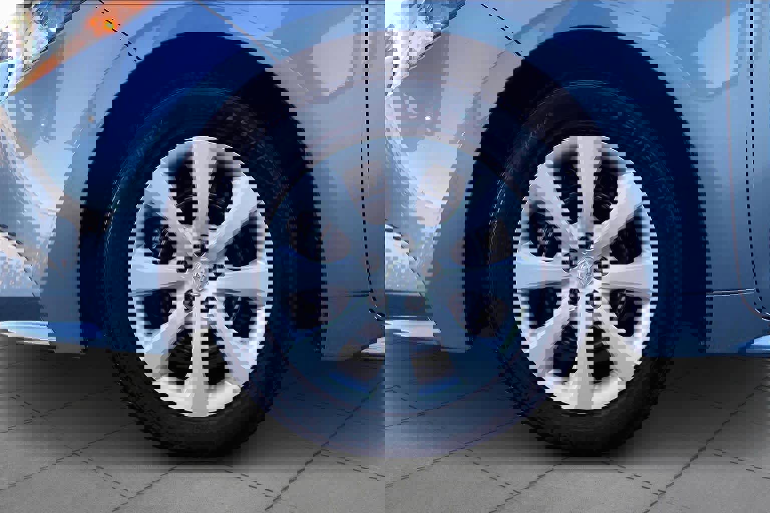 Used 2024 Toyota Corolla LE image 12