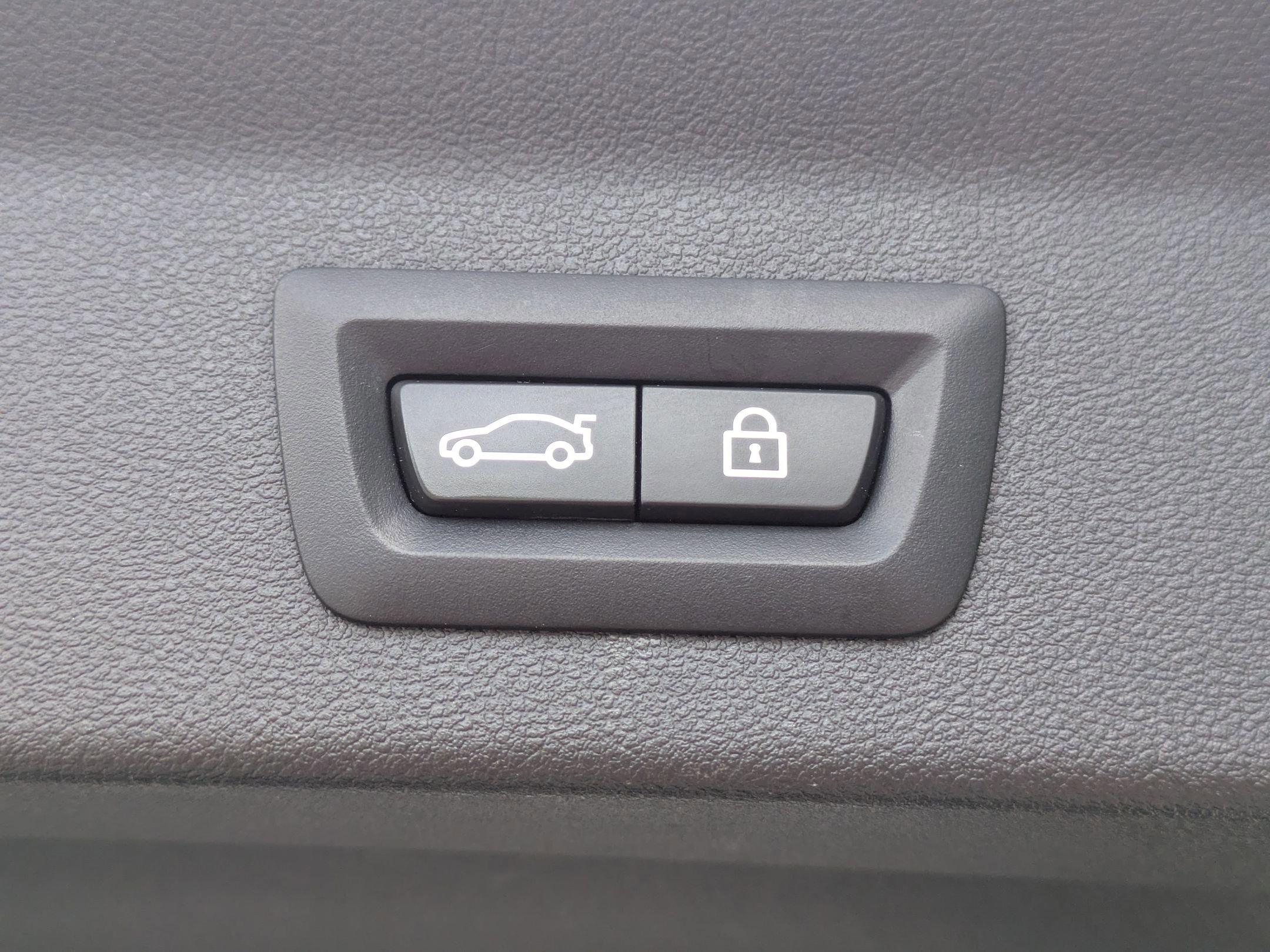 Used 2022 BMW X3 xDrive30i w/ Premium Package 2 image 33