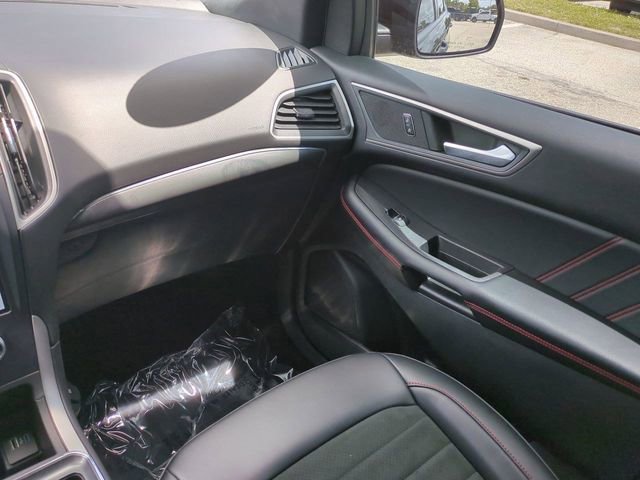 Certified 2023 Ford Edge ST-Line AWD/4WD image 17