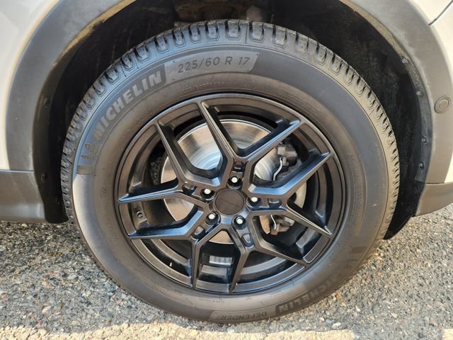 Certified 2019 Ford Escape Titanium AWD/4WD image 20