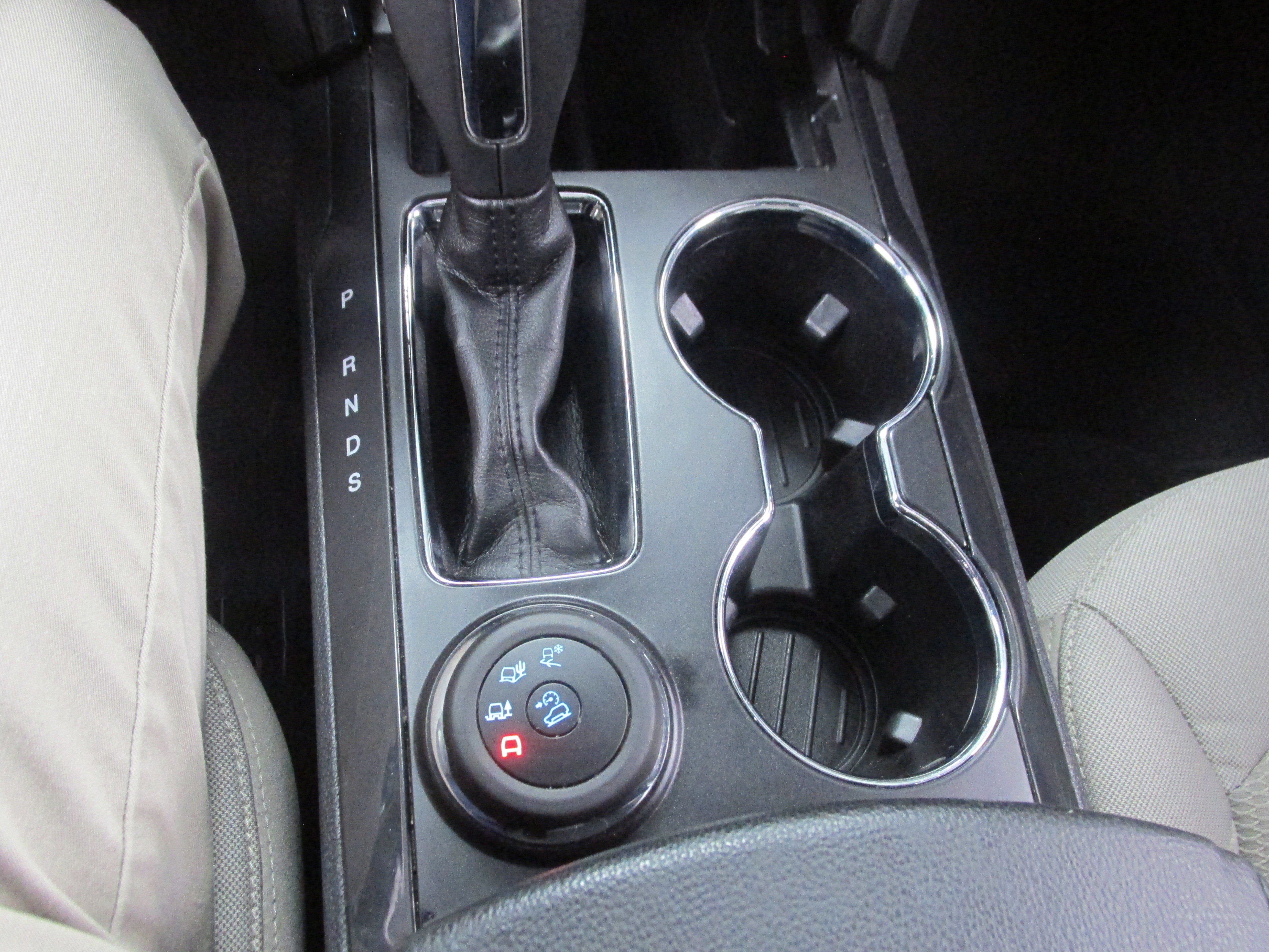 Certified 2019 Ford Explorer XLT w/ Equipment Group 201A image 43