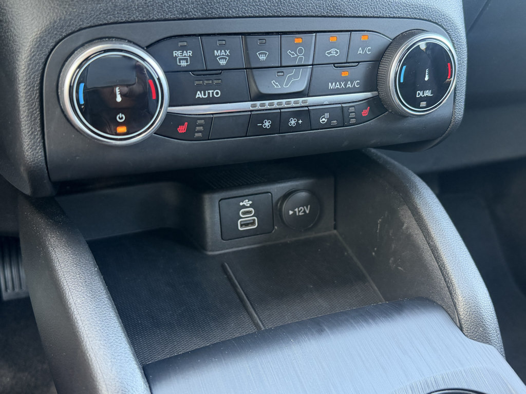 Certified 2025 Ford Escape ST-Line Select AWD/4WD image 14