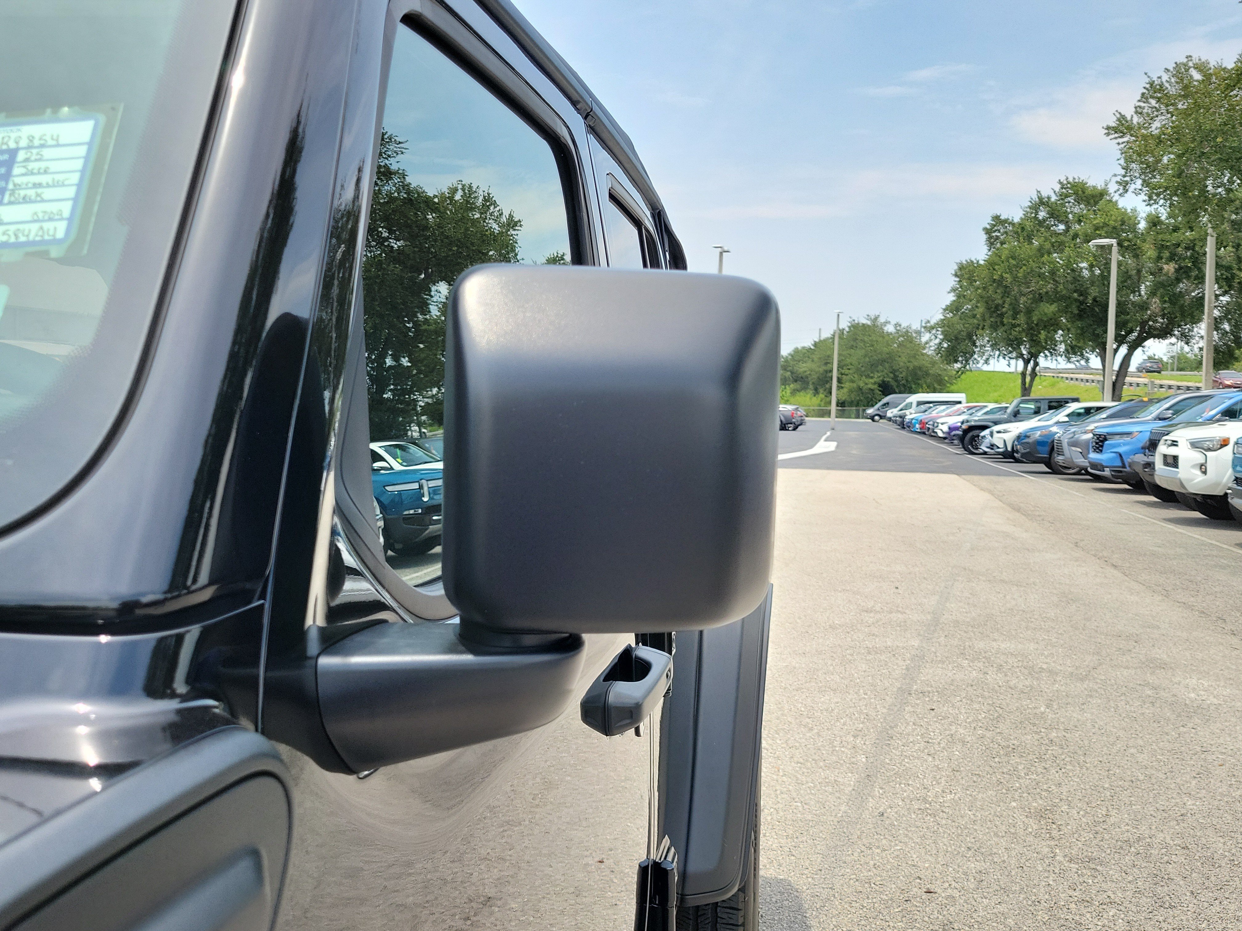 Used 2025 Jeep Wrangler Unlimited Sport S 4xe w/ Convenience Group AWD/4WD image 4