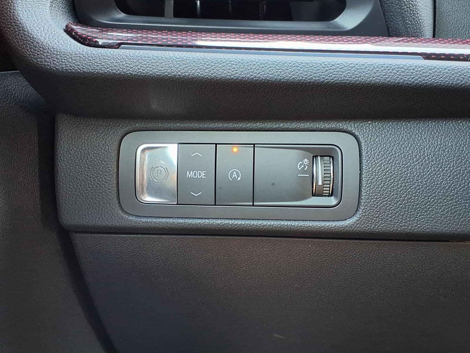 Used 2025 Chevrolet Traverse RS w/ LPO, Floor Liner Package FWD image 23