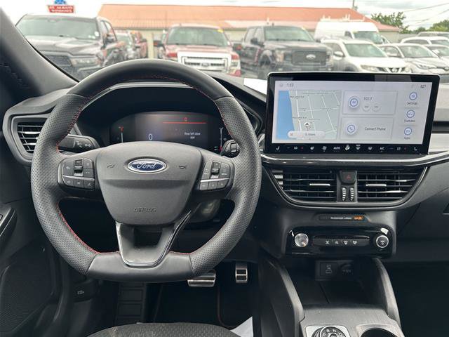Certified 2023 Ford Escape ST-Line w/ Tech Pack #1 AWD/4WD image 30