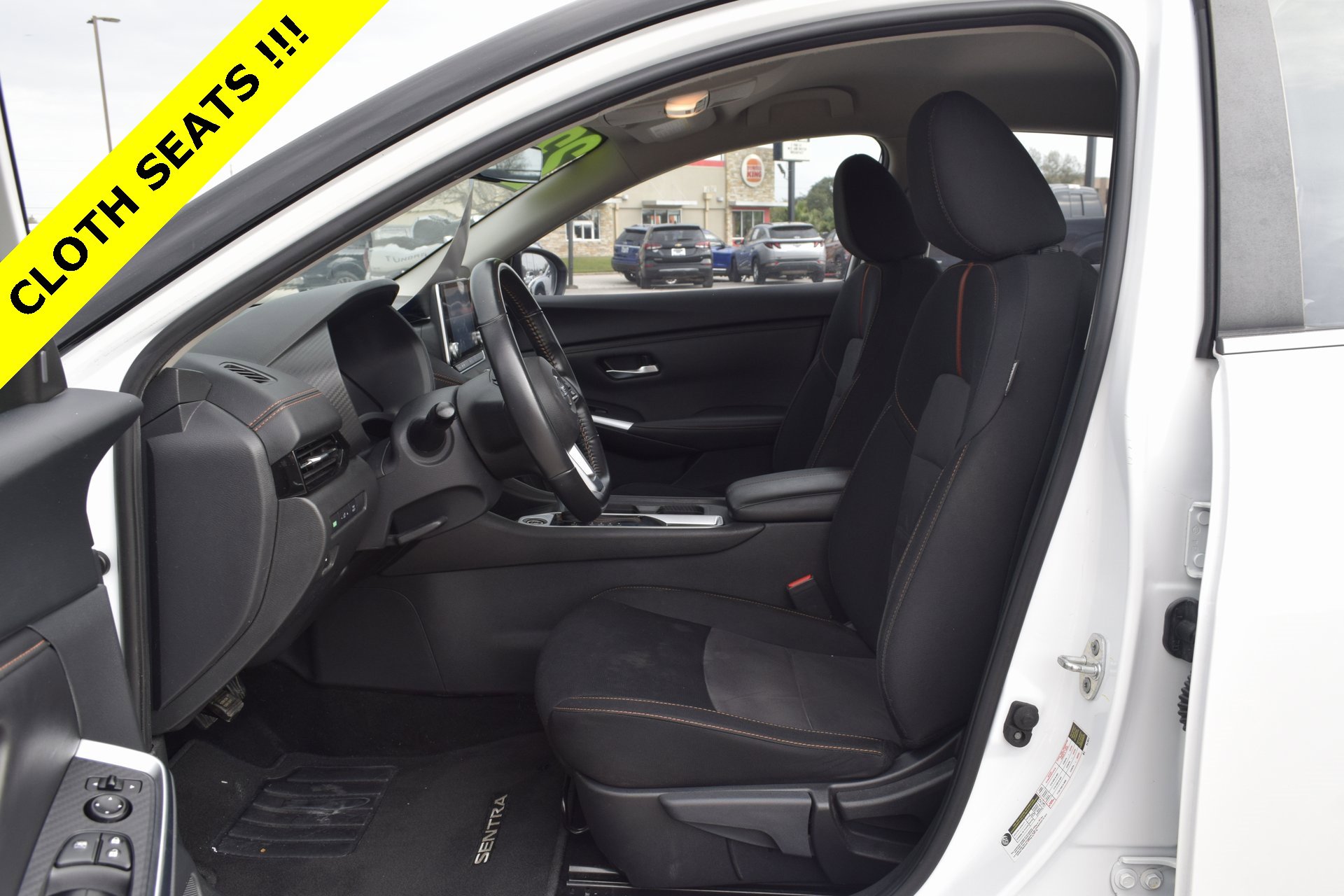 Used 2023 Nissan Sentra SR w/ Midnight Edition Package image 3