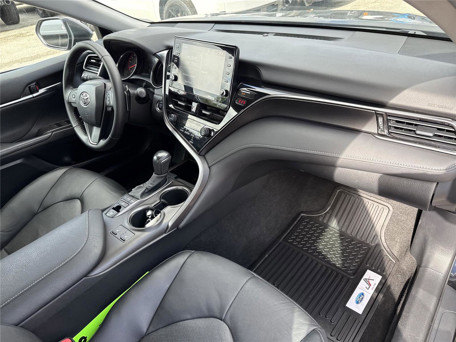 Used 2021 Toyota Camry XSE image 18