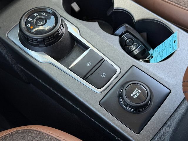 Certified 2025 Ford Bronco Sport Outer Banks w/ Outer Banks Tech Package+ AWD/4WD image 23
