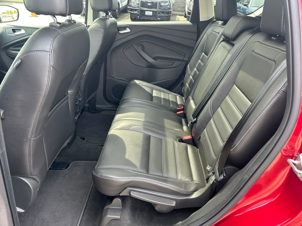 Certified 2017 Ford Escape Titanium AWD/4WD image 32