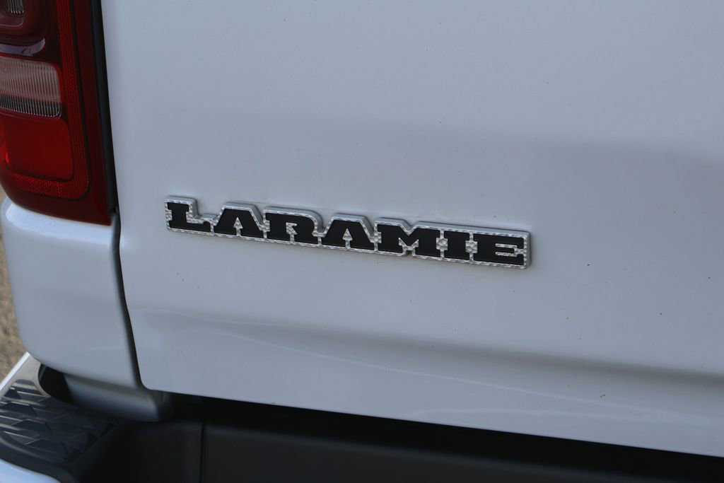 Used 2020 RAM 1500 Laramie AWD/4WD image 18