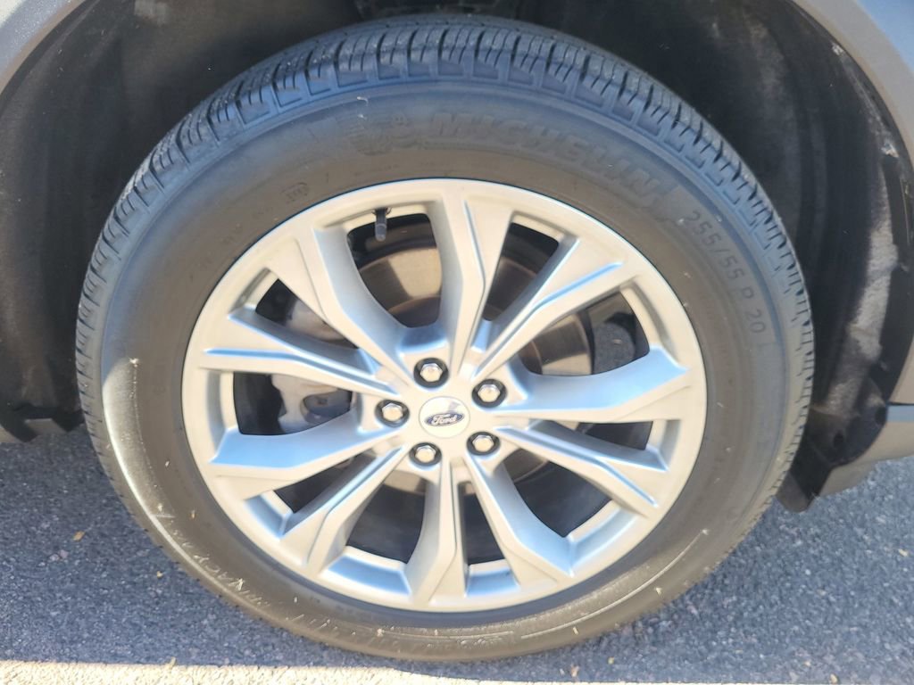 Certified 2023 Ford Explorer XLT w/ Equipment Group 202A image 24