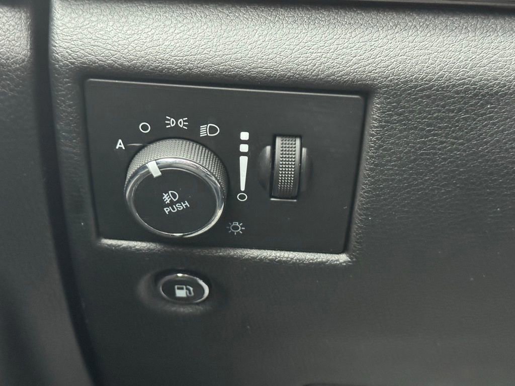 Used 2020 Jeep Grand Cherokee High Altitude image 22