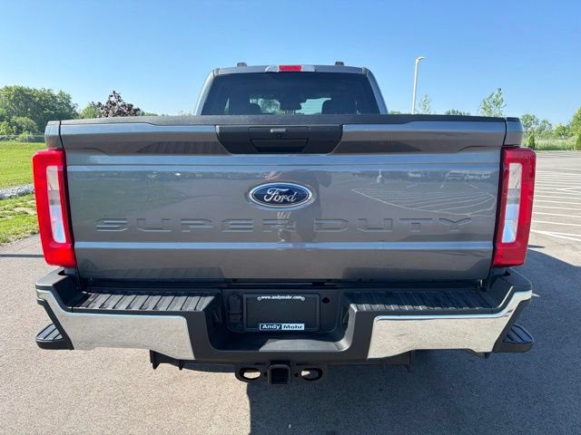 Certified 2023 Ford F250 XLT w/ Snow Plow/Camper Package AWD/4WD image 10