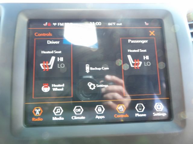 Used 2022 Jeep Cherokee Latitude Lux w/ Sun & Sound Group image 18