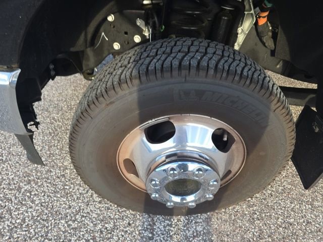 Certified 2025 Ford F350 King Ranch w/ Chrome Package image 7