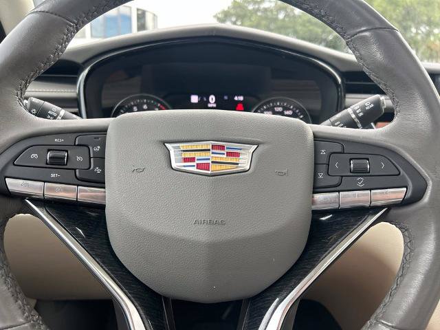 Used 2024 Cadillac XT6 Premium Luxury w/ Technology Package FWD image 27