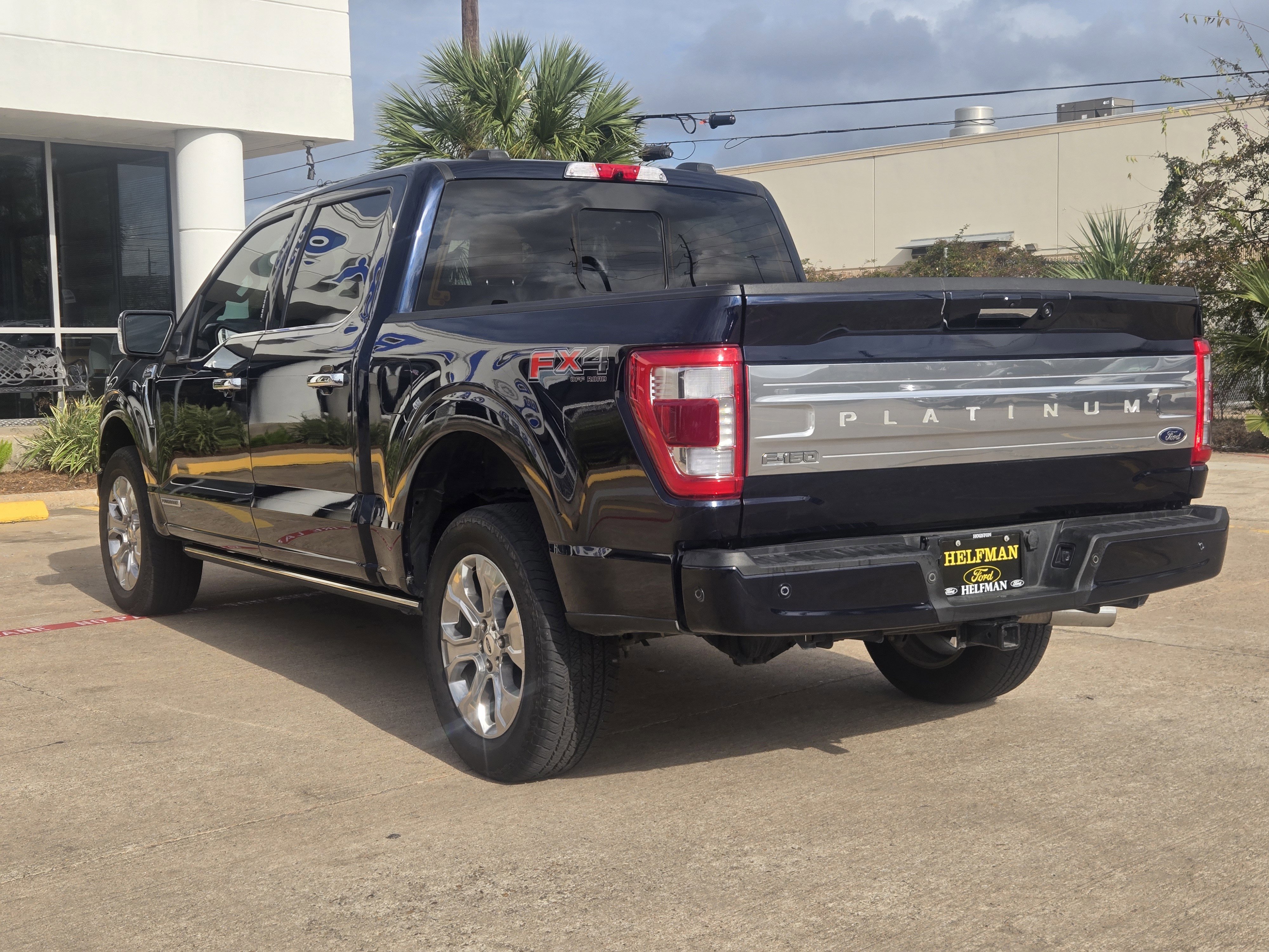 Certified 2022 Ford F150 Platinum w/ Equipment Group 701A High image 2