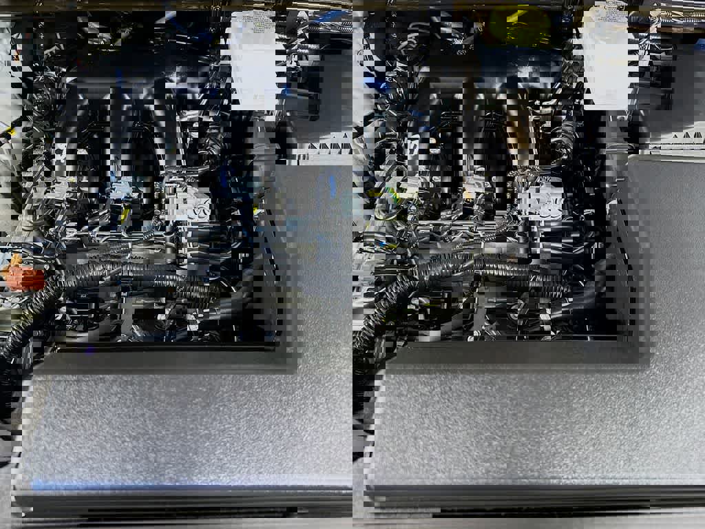 Used 2025 Nissan Pathfinder Platinum w/ Cargo Package image 12