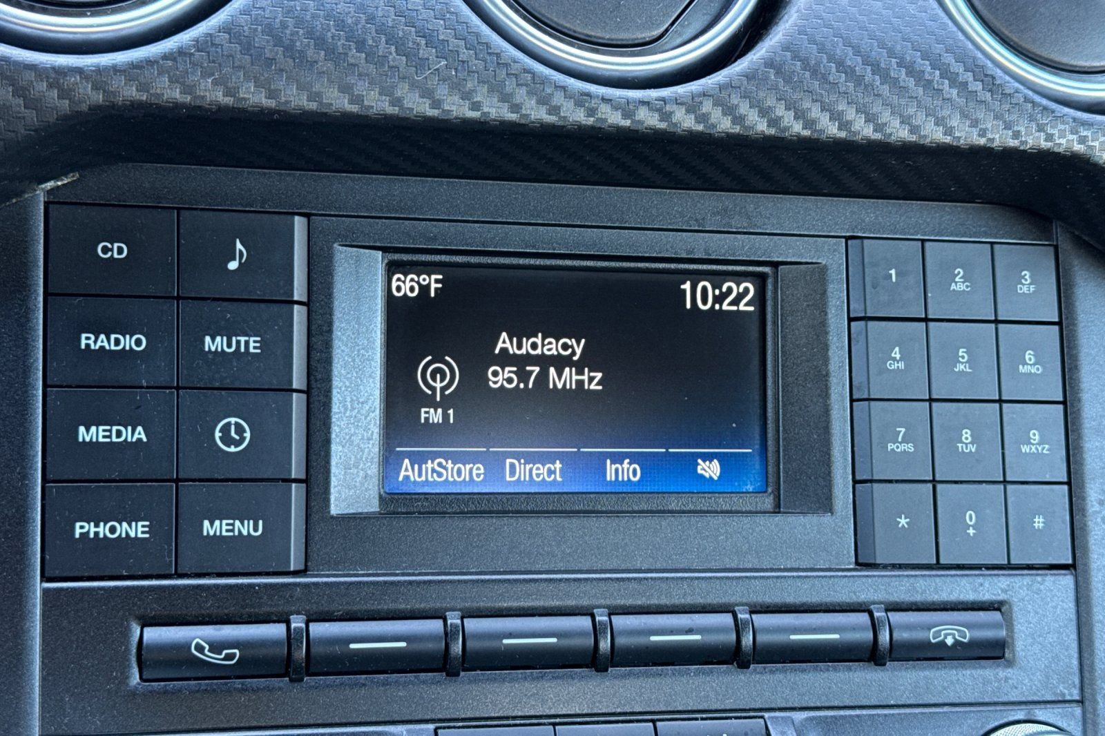 Certified 2018 Ford Mustang Coupe w/ Black Accent Pkg image 18