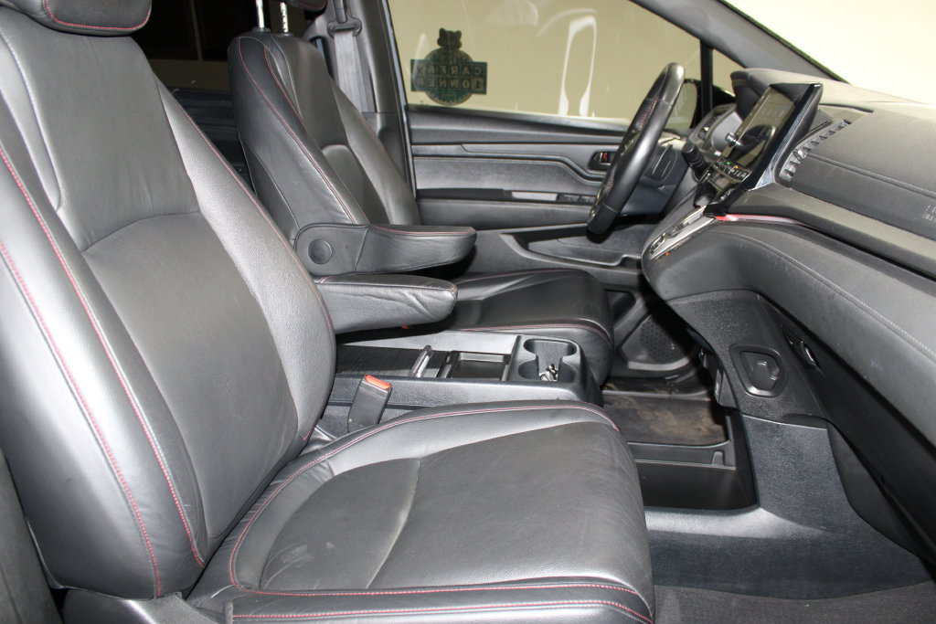 Used 2023 Honda Odyssey Sport image 29