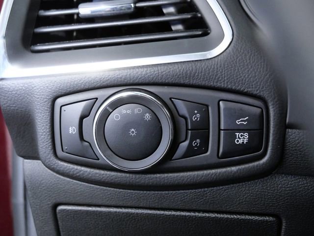 Certified 2024 Ford Edge Titanium w/ Cargo Accessory Package image 22