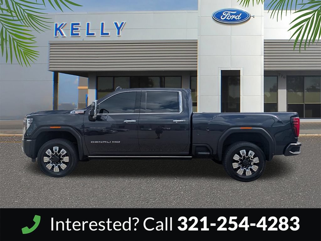 Used 2025 GMC Sierra 2500 Denali w/ Denali Reserve Package AWD/4WD image 9
