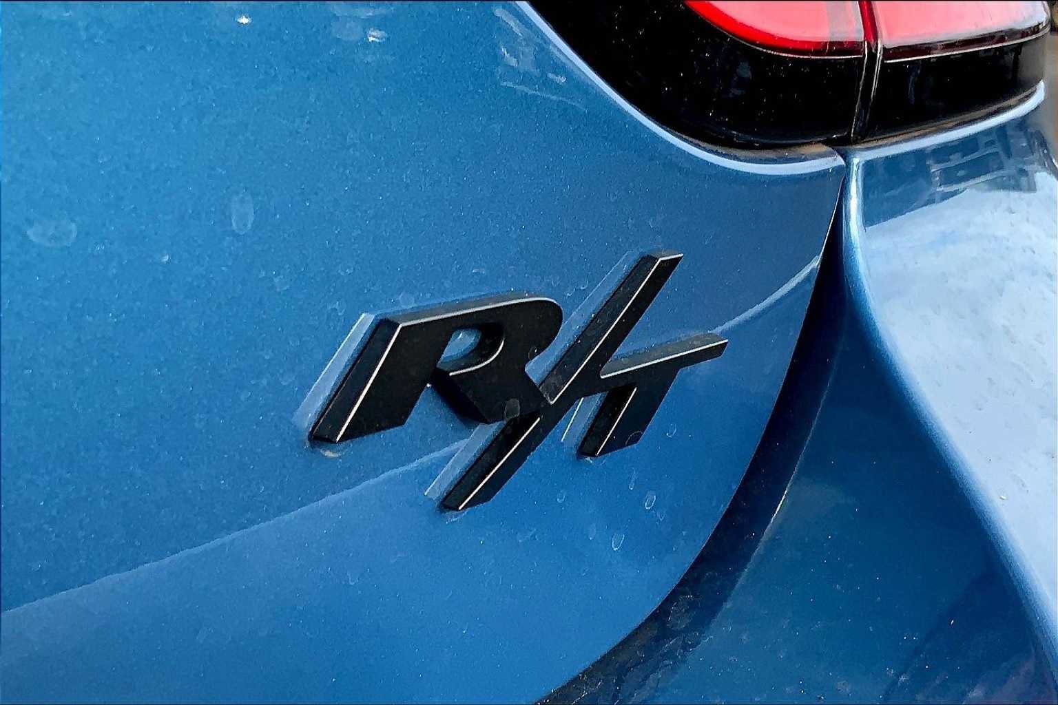 Used 2023 Dodge Charger R/T w/ Blacktop Package image 9