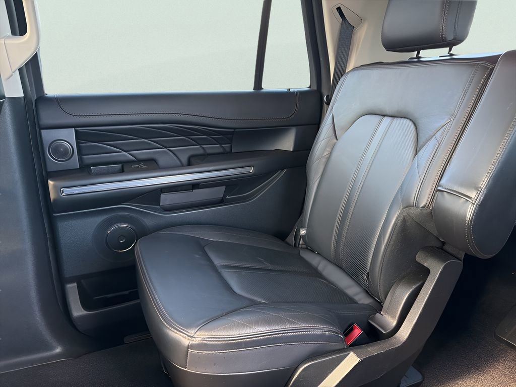 Certified 2021 Ford Expedition Max Platinum image 18
