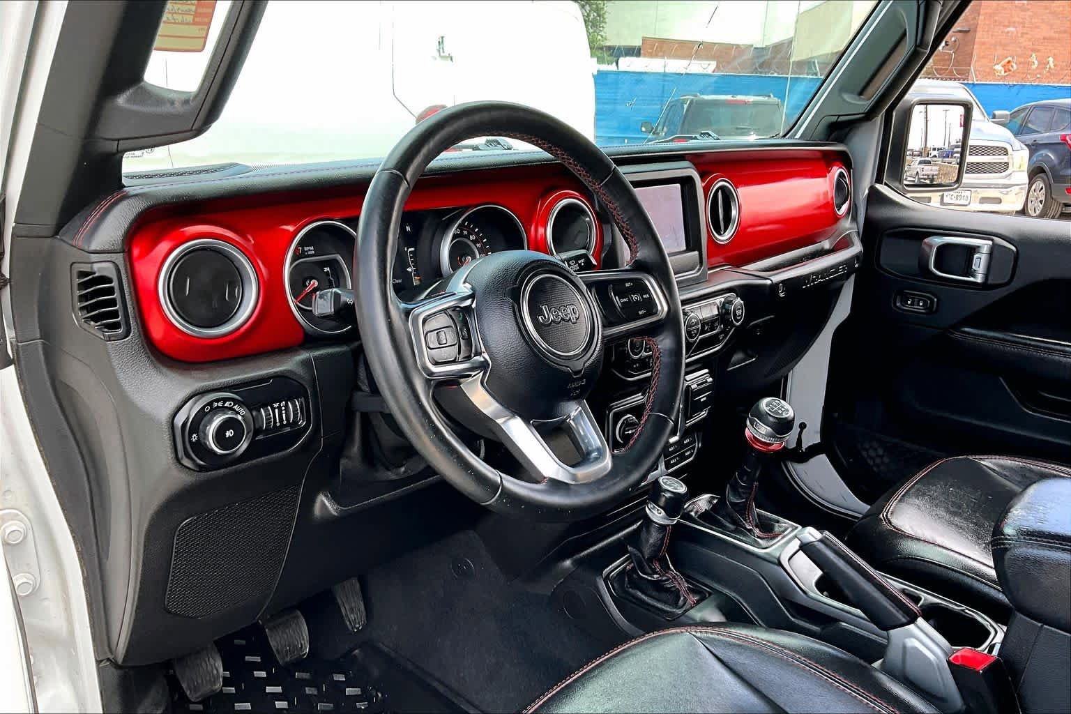 Used 2020 Jeep Wrangler Unlimited Rubicon w/ LED Lighting Group AWD/4WD image 16