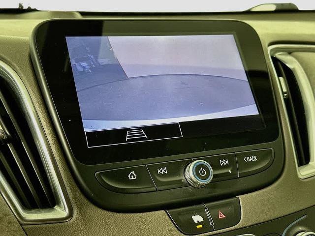 Used 2021 Chevrolet Malibu LT FWD image 27