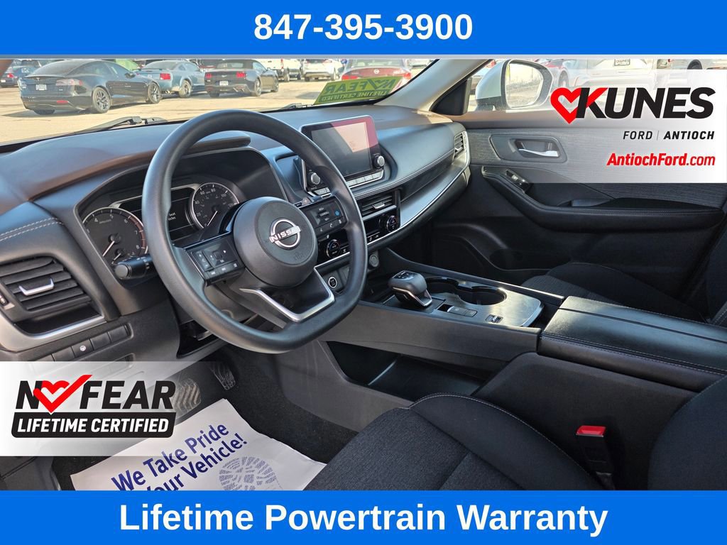 Used 2023 Nissan Rogue SV image 14