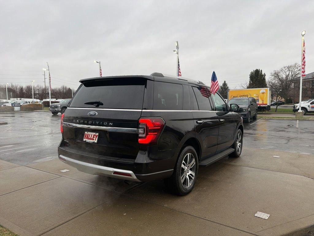 Certified 2024 Ford Expedition Limited image 7