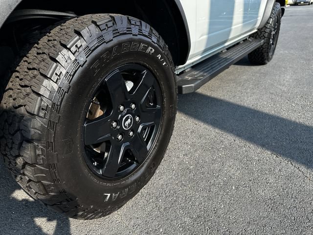 Certified 2024 Ford Bronco Black Diamond AWD/4WD image 12
